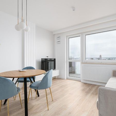 Rentplanet - Apartamenty Pileckiego Warszawa Exteriör bild