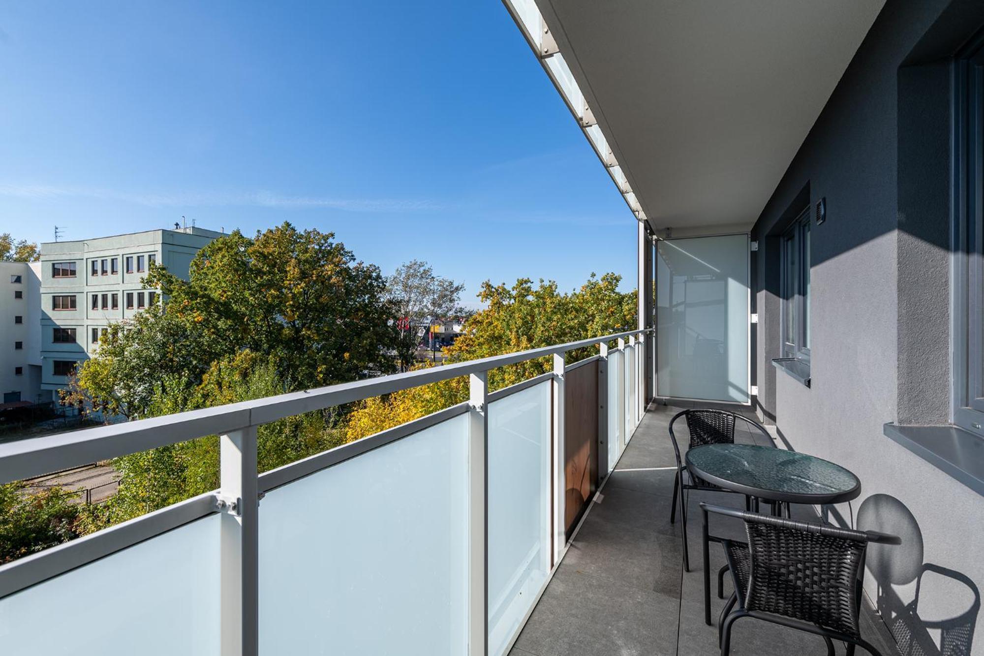 Rentplanet - Apartamenty Pileckiego Warszawa Exteriör bild