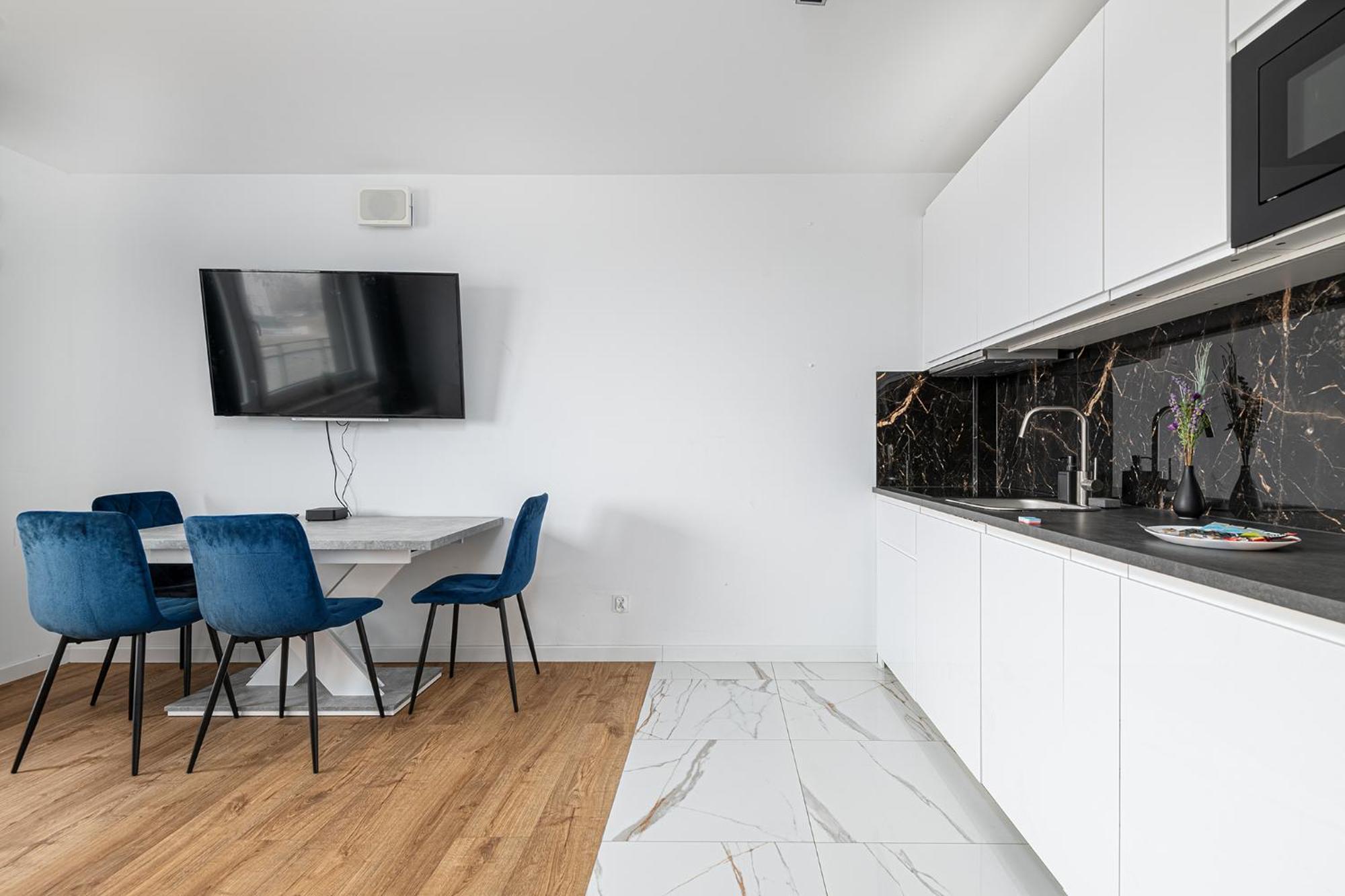 Rentplanet - Apartamenty Pileckiego Warszawa Exteriör bild