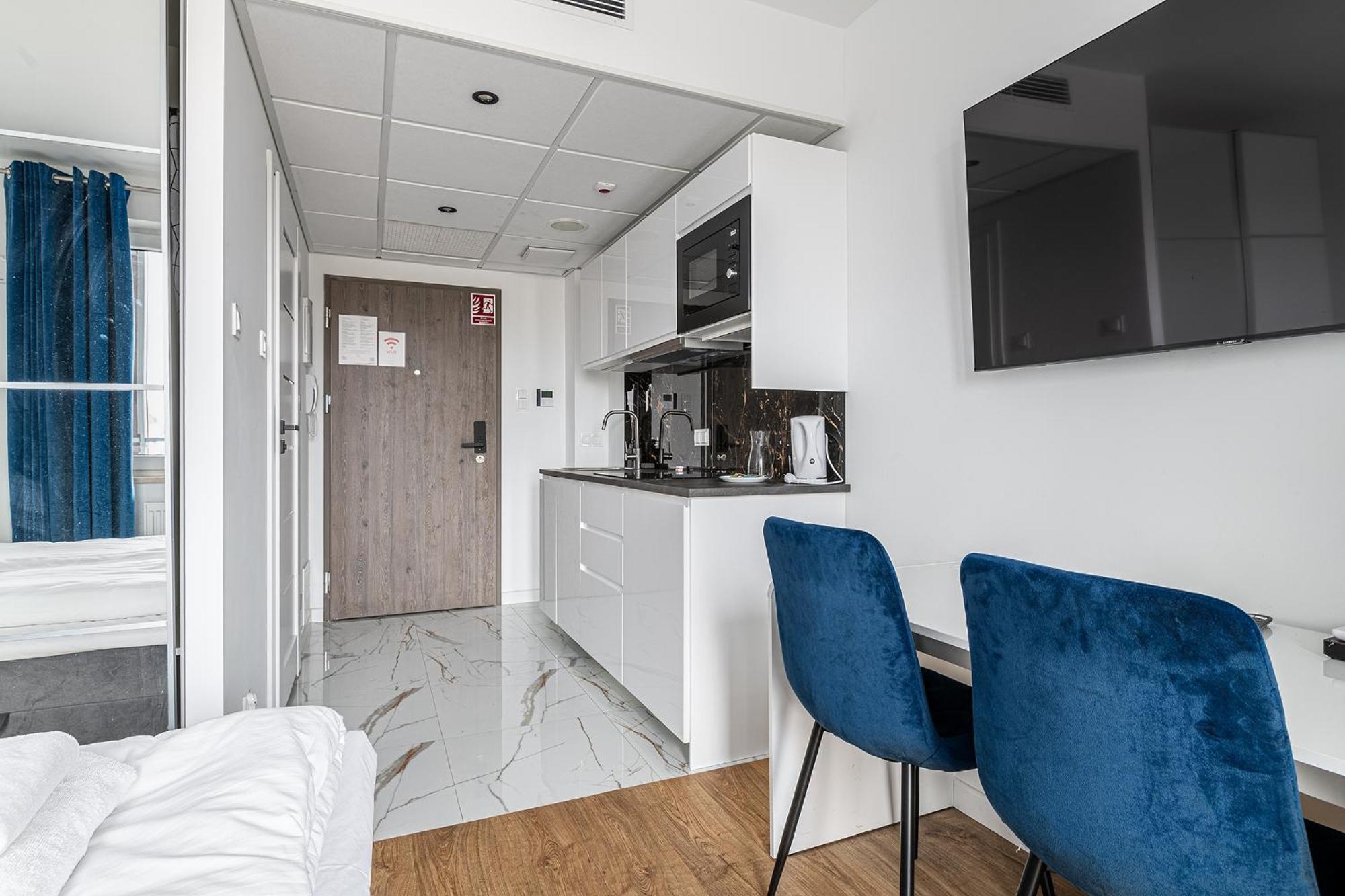 Rentplanet - Apartamenty Pileckiego Warszawa Exteriör bild