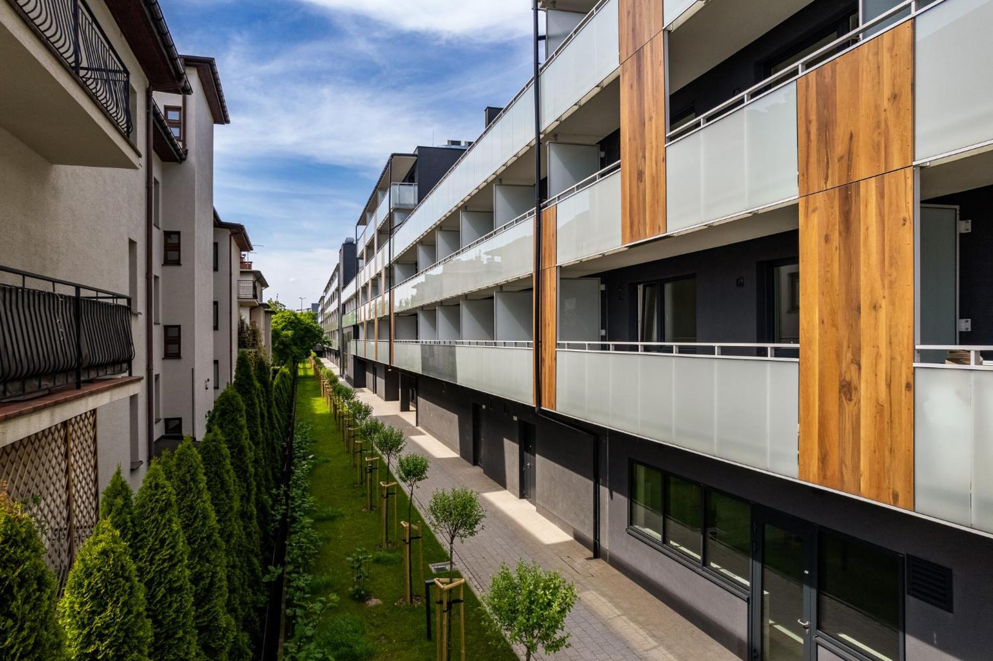 Rentplanet - Apartamenty Pileckiego Warszawa Exteriör bild